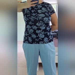 Jones New York Navy Blue Floral Top